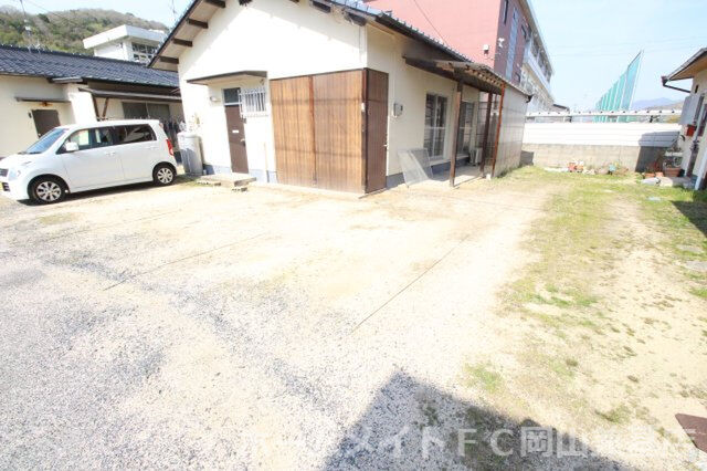拡大写真:瀬戸貸家 1階1の外観