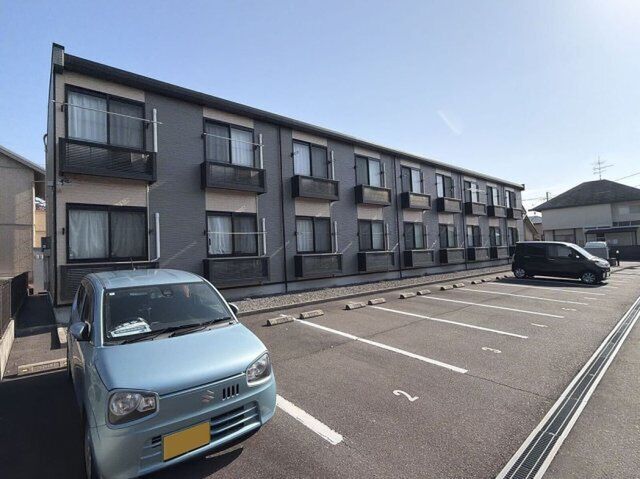 レオパレスシュウⅠの外観
