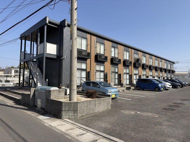 レオパレスR250岡山東の外観