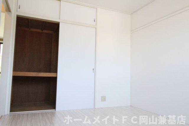 拡大写真:岡山市中区湊 2階202の収納