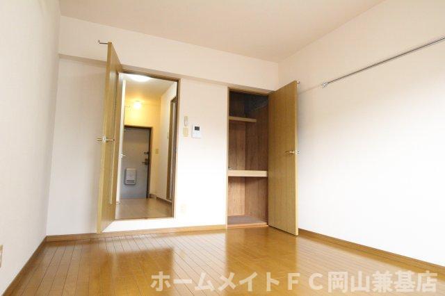 拡大写真:岡山市中区藤原西町1丁目 1階105の収納