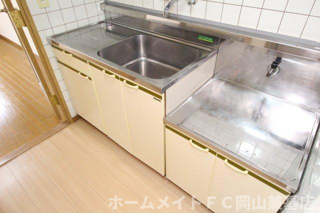 拡大写真:岡山市中区藤原西町1丁目 1階105のキッチン