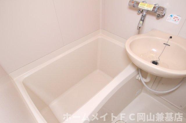 拡大写真:岡山市中区藤原西町1丁目 1階105の風呂