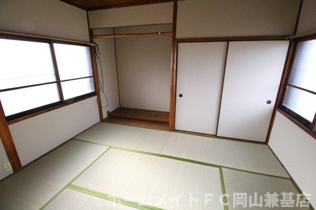 拡大写真:国富借家 1階1の収納