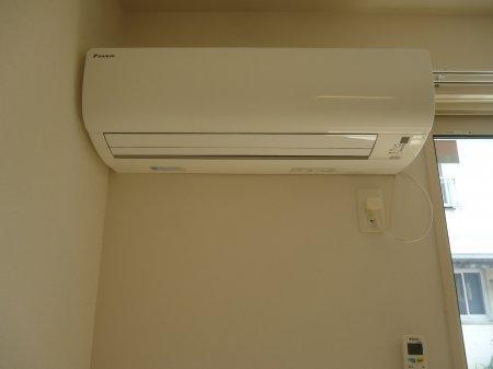 拡大写真:岡山市中区長岡 2階203の室内設備