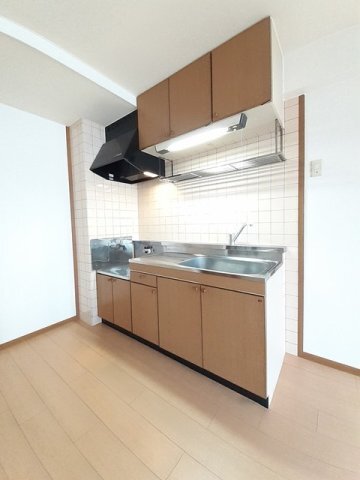 拡大写真:クレールコート 2階204のキッチンです