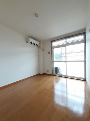 拡大写真:サンシティ臼井A 2階201のきれいな内装です