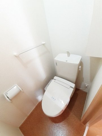 拡大写真:プリムラ 1階102のトイレも気になるポイント
