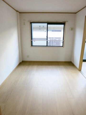 拡大写真:サニーヴィラ 2階203の内装