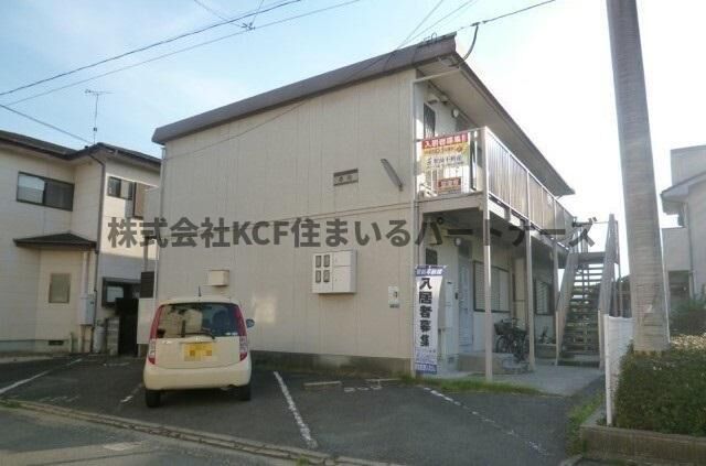 拡大写真:赤司アパート 2階101のカースペースがあります