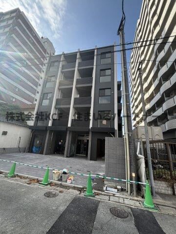 拡大写真:GlanZ 六ツ門 3階302の外観もきれいです