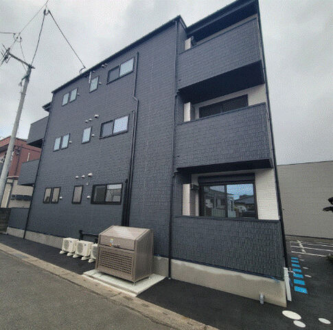 レガリア西町の外観