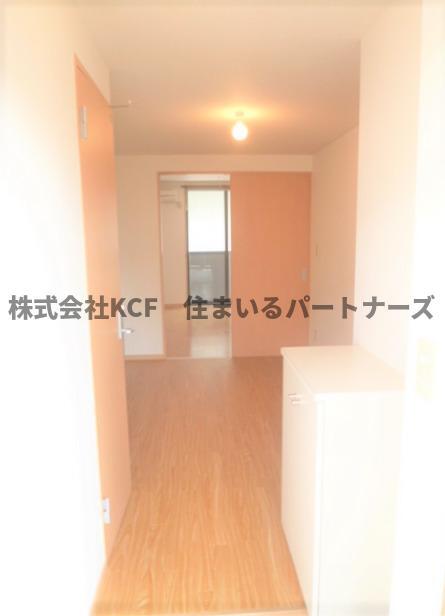 拡大写真:あきんどビル 3階302の落ち着いた玄関です