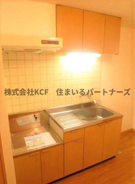 拡大写真:あきんどビル 3階302のコンパクトなキッチンで掃除もラクラク