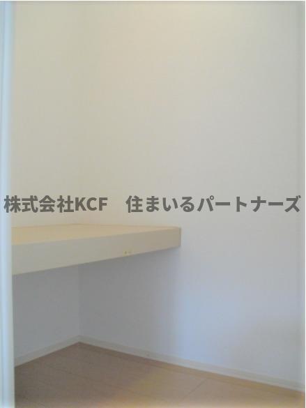 拡大写真:ウィズテリア A棟 2階203の専用の収納スペースです