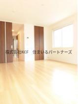 拡大写真:オリカン 1階103のゆったりとしたリビングです