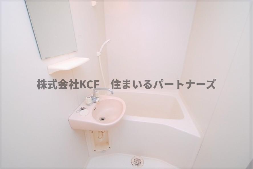 拡大写真:モンシェリ 3階301のお風呂です