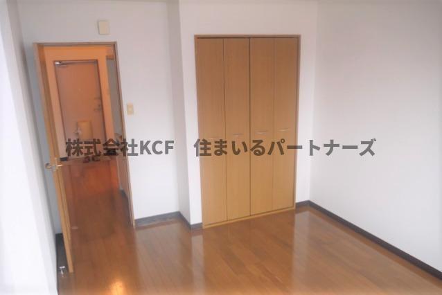 拡大写真:サンロードスI 1階Aの使いやすい居間です