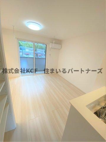 拡大写真：Fontaine和賀 1階101のゆったりとしたリビングです