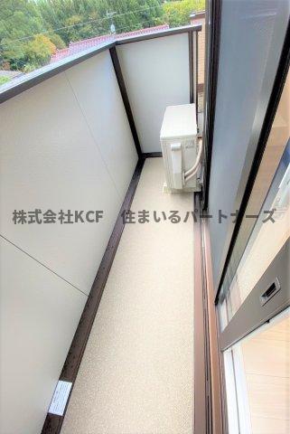 拡大写真：Fontaine和賀 1階101の陽当たり良好なバルコニーです