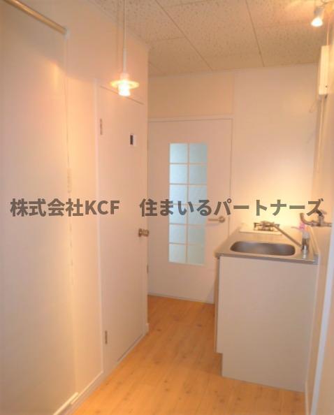 拡大写真：R-BOXOHISHI 3階302のキッチンです