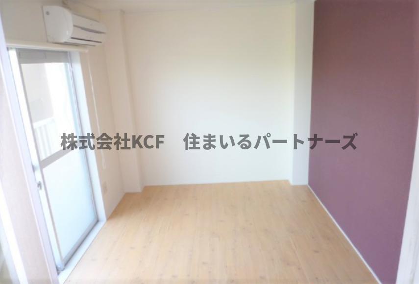 拡大写真：R-BOXOHISHI 3階302のこちらの居間で趣味の時間をお楽しみください