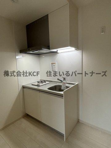 拡大写真：アルテ久留米 1階101のキッチンでお料理をお楽しみください