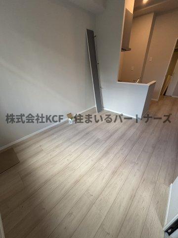 拡大写真:GlanZ 六ツ門 2階202の居間