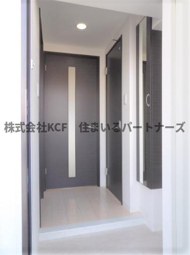 拡大写真:グランドシャトー花畑T・S 5階505の玄関です