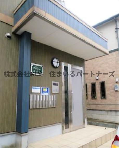 拡大写真:オリーヴァ花畑 1階101のエントランス
