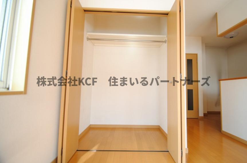 拡大写真:メゾン岩橋 3階302の専用の収納スペースです