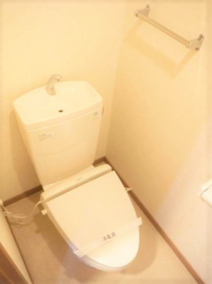 拡大写真:SUNDAY御井駅前 2階205のトイレです