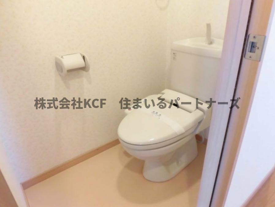 拡大写真:カドル 2階211のトイレもきれいです