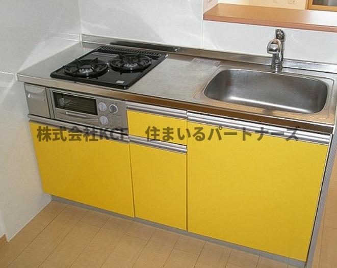 拡大写真:カトレアコート 1階101のキッチンです