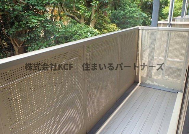 拡大写真:コンフォート・アイ 1階102のバルコニー付きです