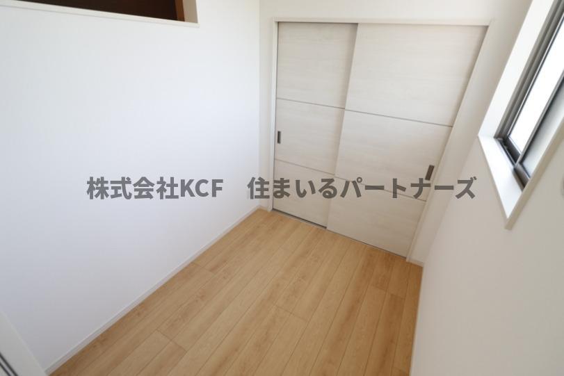 拡大写真:ウインクルム・CREST 2階202の洋室です