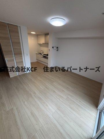 拡大写真:D-roomシャンヴル 1階102のリビングです