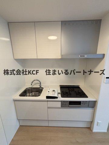 拡大写真:D-roomシャンヴル 1階102のキッチンでお料理をお楽しみください