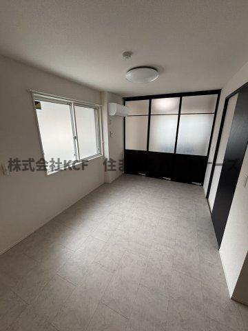 拡大写真:D-ROOM+西町 1階102のゆったり過ごせるリビングです