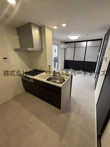 拡大写真:D-ROOM+西町 2階203のキッチンです