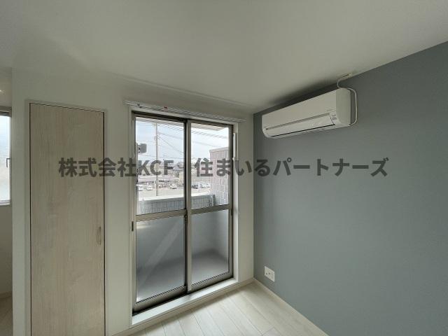 拡大写真:CB久留米カーラ 2階201のこちらのリビングで趣味の時間をお楽しみください