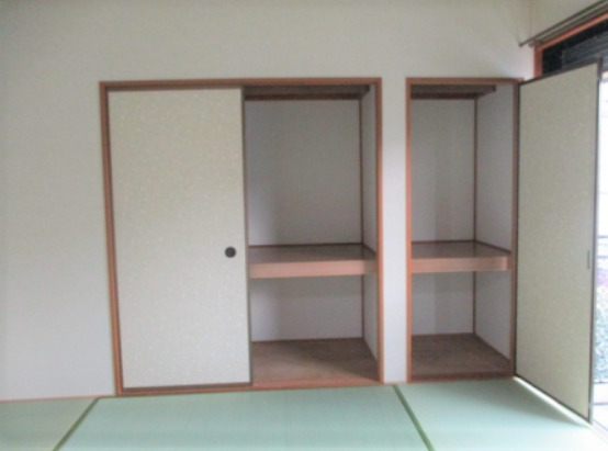 拡大写真:セジュール クレストB棟 1階103の和室があれば、来客や子供用のスペースとして活躍します
