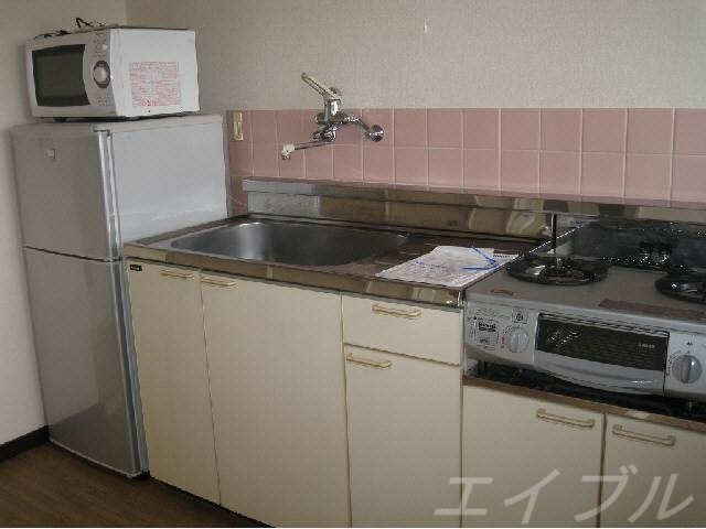拡大写真:茶屋町エビスコーポ 2階205のキッチン