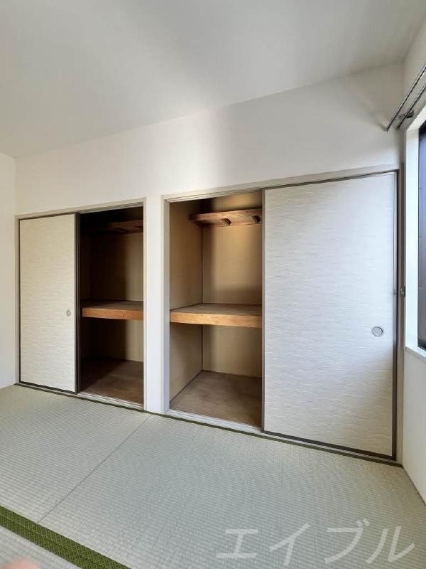 拡大写真:CHEZ-MOI A棟 1階102の収納