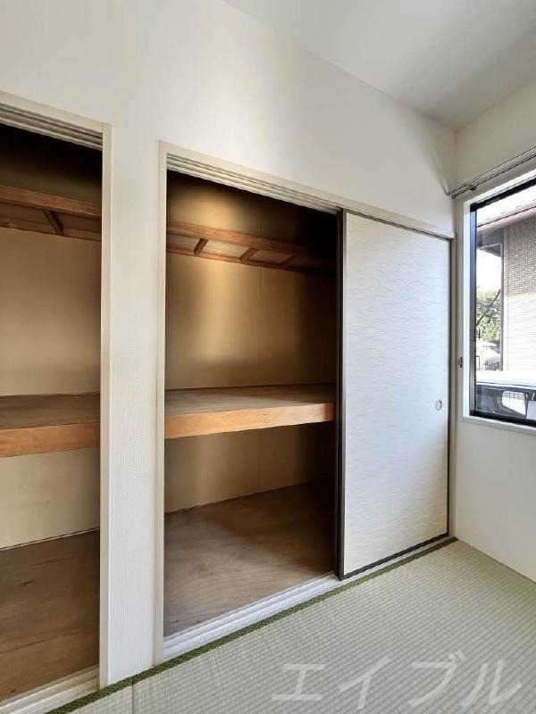 拡大写真:CHEZ-MOI A棟 1階102の収納