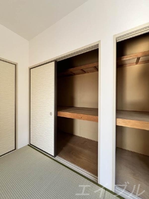 拡大写真:CHEZ-MOI A棟 1階102の収納