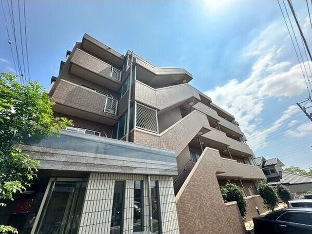 レージュ新栄町の外観