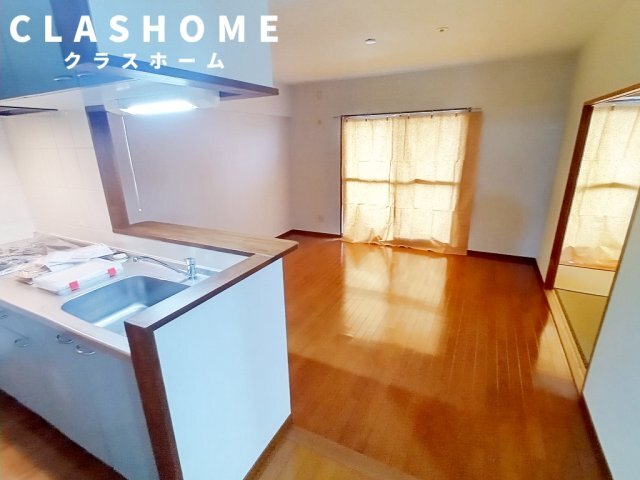 拡大写真:サンコート21ANJO 3階304の同物件の別部屋になります。
