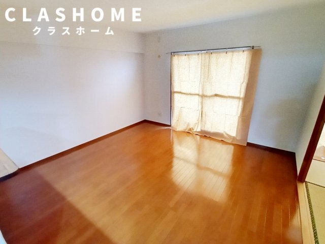 拡大写真:サンコート21ANJO 3階304の同物件の別部屋になります。