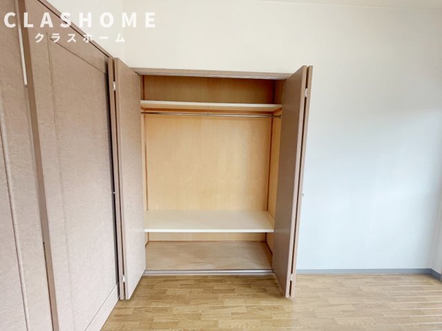 拡大写真：ソレアードパラシオン 3階301の同物件の別部屋になります。
